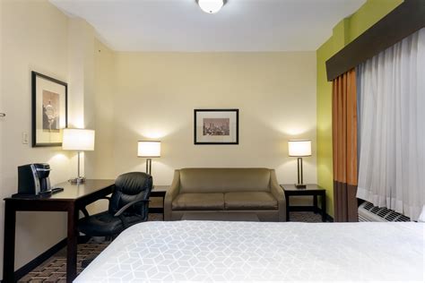 Meeting Rooms at Holiday Inn Express & Suites ATLANTA DOWNTOWN, 111 ...