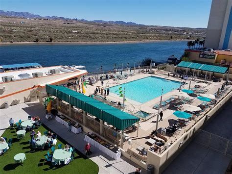 Laughlin Buzz: New Aquarius Casino Resort Pool