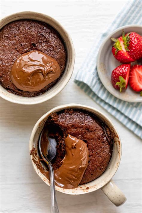 Nutella Mug Cake {3 INGREDIENTS} | FeelGoodFoodie