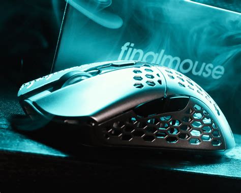 Finalmouse Starlight Pro - TenZ - Wireless Gaming Mouse - Medium - us.MaxGaming.com