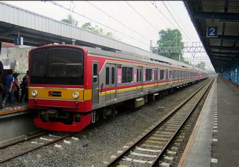 Jadwal KRL Commuter Line Bekasi Jakarta Kota - Tours By Rail