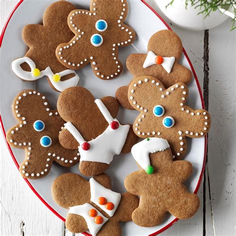 Gingerbread Men Cookies Recipe | Taste of Home