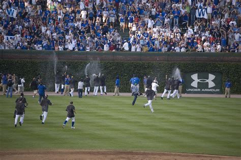 File:20080920 Chicago Cubs and fans celebrate the 2008 regular season division championship.jpg ...