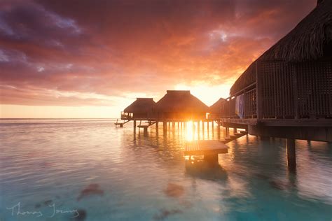 Moorea Sunrise - wildroad photography