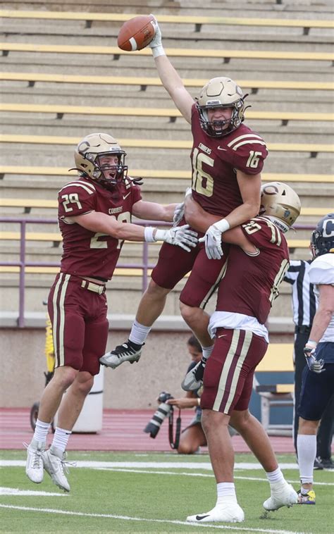 Late Carleton scores send Cobber football team to defeat - InForum ...