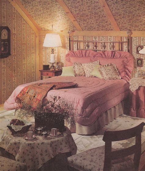 Vintage Goodness 1.0: Vintage 80's Home Decorating Trends