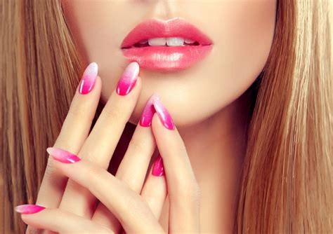 6+ Tips for Choosing the Best Nail Salon – Fashion Gone Rogue