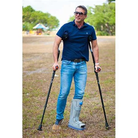 Ergobaum Dual Ergonomic Underarm Crutches | Mobility Aids