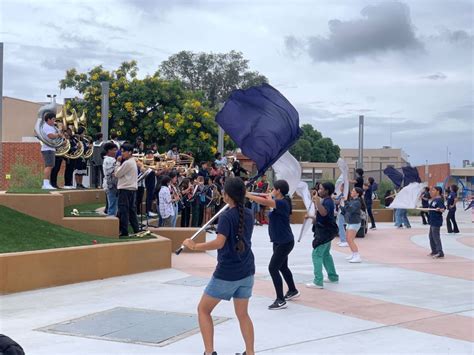 Bellflower Unified School District welcomes students to new school year ...