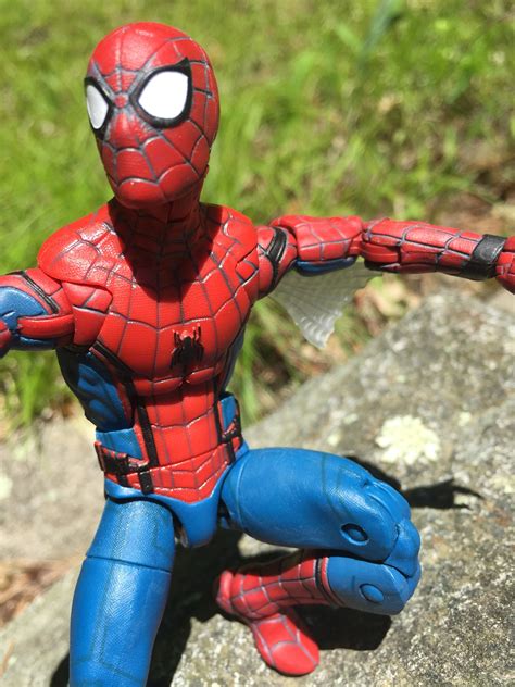 Marvel Legends Spider-Man Homecoming Web Wings Review - Marvel Toy News