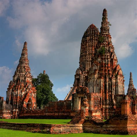 Ayutthaya Historical Park by ernieleo on DeviantArt