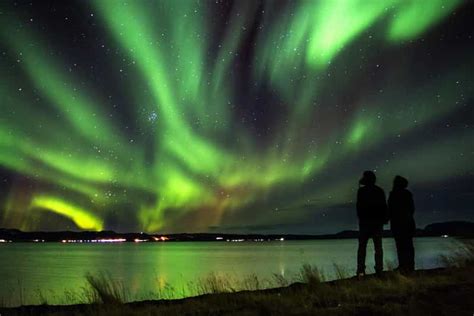 Akureyri: Northern Lights Photography Tour | GetYourGuide