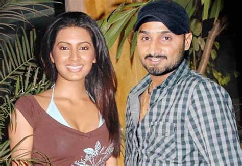 Harbhajan Singh's wife Geeta basra PREGNANT! - Bollywoodlife.com