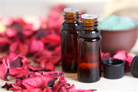 Aromatherapy: How to Use It In Your Self-Care Practice