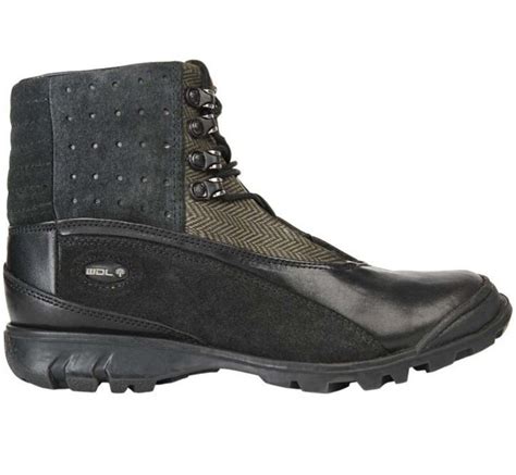 Woodland Boots Black Price India, Specs and Reviews | SAGMart