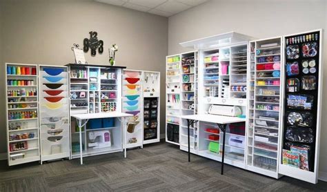 Office Crafts, Craft Room Office, Craft Room Storage, Room Organization, Craft Rooms, Space ...