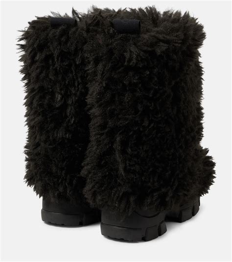 Bushy faux fur snow boots in black - Goldbergh | Mytheresa