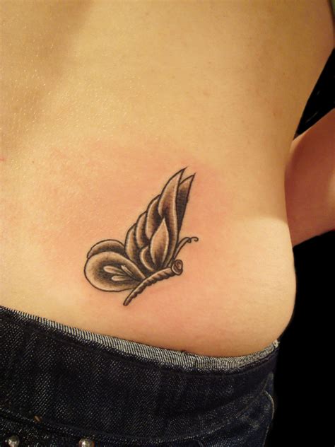 15 Beautiful Tribal Hip Tattoos | Only Tribal