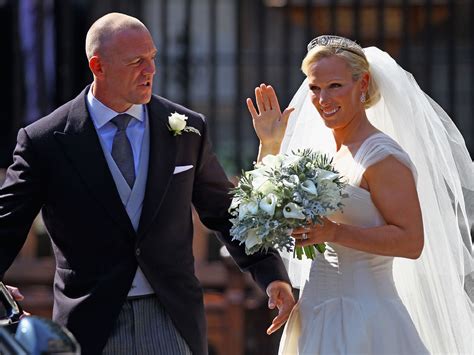 Zara Phillips and Mike Tindall delay honeymoon - CBS News