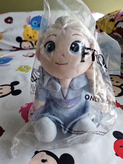 Frozen Elsa and Olaf, Hobbies & Toys, Toys & Games on Carousell