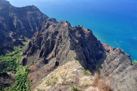 10 Best Kauai Hiking Trails + Kauai Hiking Guide