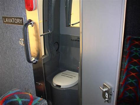 Do Coach Buses Have Bathrooms - Home Design Ideas