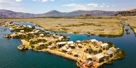 14 Fascinating Lake Titicaca Facts - Peru Hop