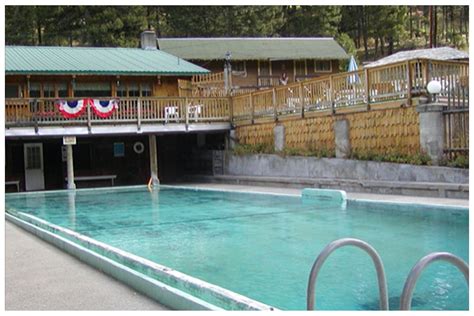 Ranking the 14 Best Hot Springs in Montana