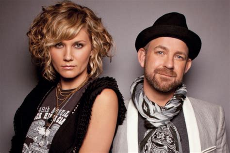 Foto : Lirik dan Chord Lagu Settlin' - Sugarland