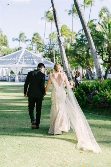 A Celestial Inspired Disney Wedding in Hawaii | Disney Weddings