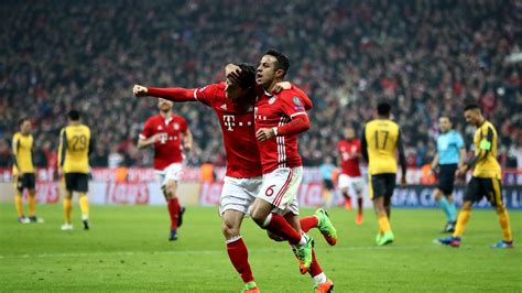 Bayern 5 - 1 Arsenal - Match Report & Highlights