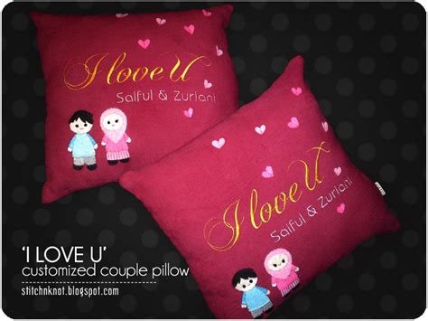 Order: 'I love U' customized couple pillow