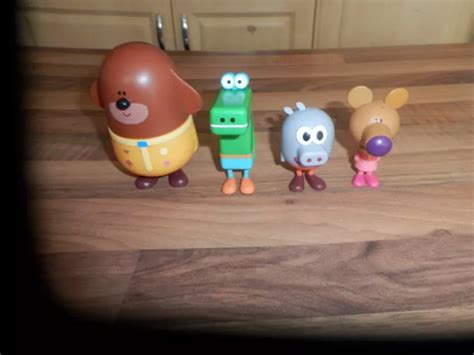 HEY DUGGEE CBEEBIES BBC Toy Character Figure/Cake Toppers Bundle x4 ...