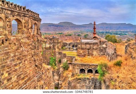 525 Daulatabad Fort Stock Photos, Images & Photography | Shutterstock