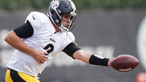 Steelers' Rudolph preps as starter, Roethlisberger waits