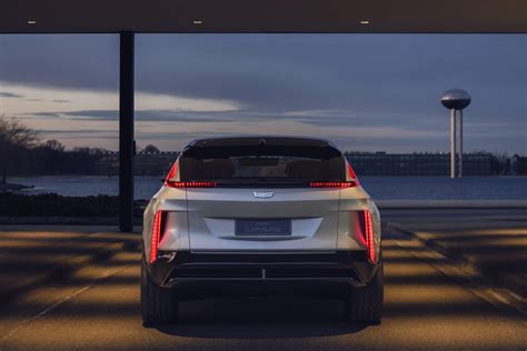 The Cadillac Lyriq electric SUV is ushering in a new era at GM - CNET