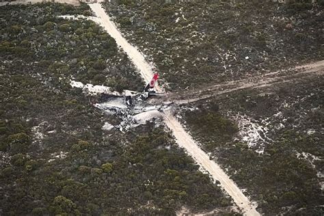 Boeing 737 crash pilots walk away from fiery wreckage as Mark McGowan ...