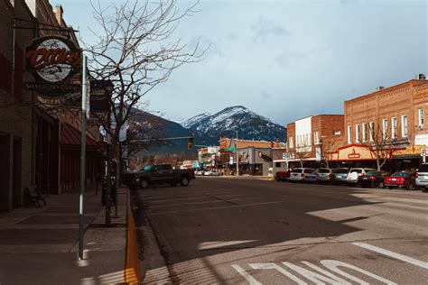 how to plan a wintertime trip to the Bitterroot Valley, Montana — silly ...