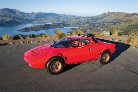 Lancia Stratos HF Stradale by Bertone