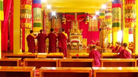 Ways of Worship: Buddhist Chants and Prayers by Monks - YouTube