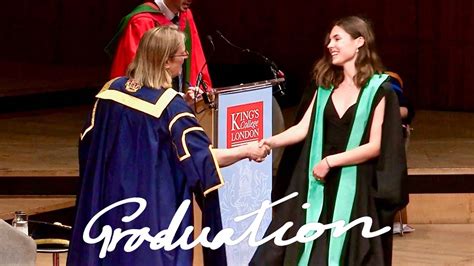 GRADUATION DAY // KING'S COLLEGE LONDON 2019 👩🏻‍🎓 - YouTube