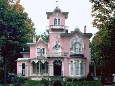 Little pink houses meaning - virtzee