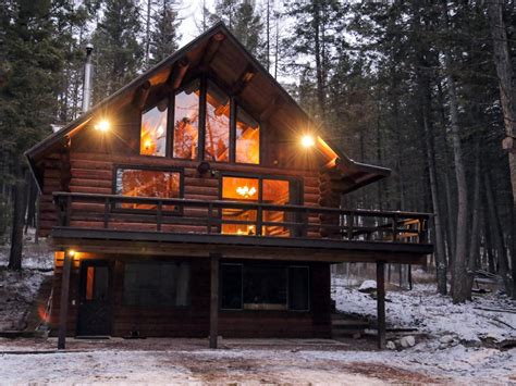 Log Cabin Living: Lake View Cabin and Woodsy Retreat | Log Cabin Living ...