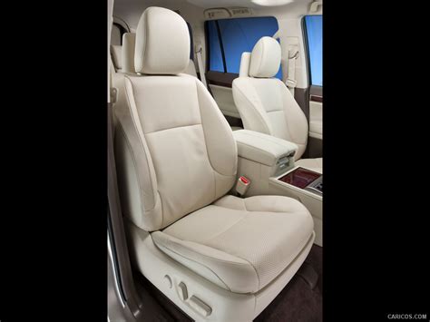 2012 Lexus GX 460 - Interior Front Seats | Caricos