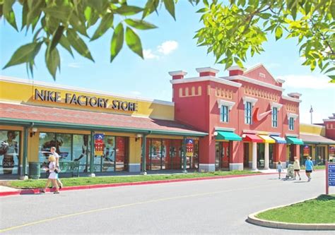 HAGERSTOWN PREMIUM OUTLETS - Updated September 2024 - 80 Photos & 83 ...