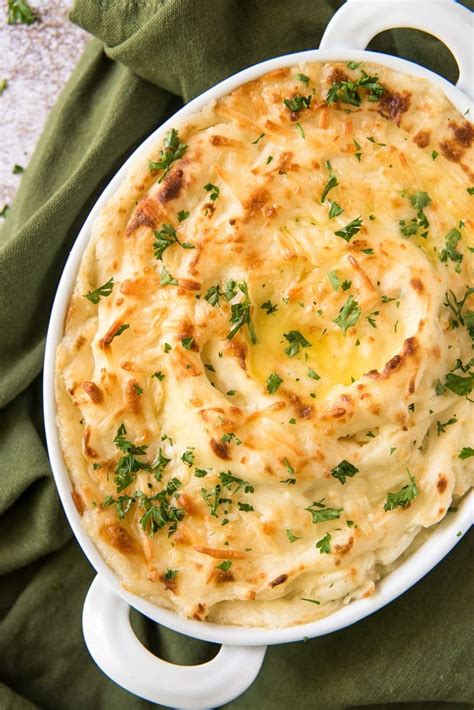 Easy Cheesy Mashed Potatoes Recipe | YellowBlissRoad.com