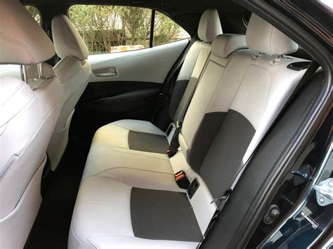 2019 Toyota Corolla: 122 Interior Photos | U.S. News