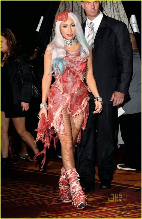 Lady Gaga y sus mejores vestidos de fiesta | Tendencias | 101 Vestidos ...