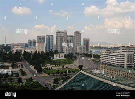 Pyongyang modern city apartments hi-res stock photography and images ...