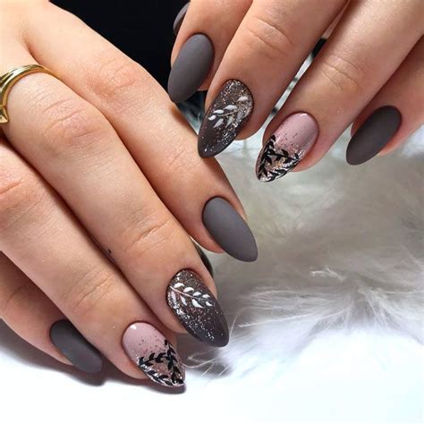 35+ Grey Nails Ideas To Fall In Love With | NailDesignsJournal